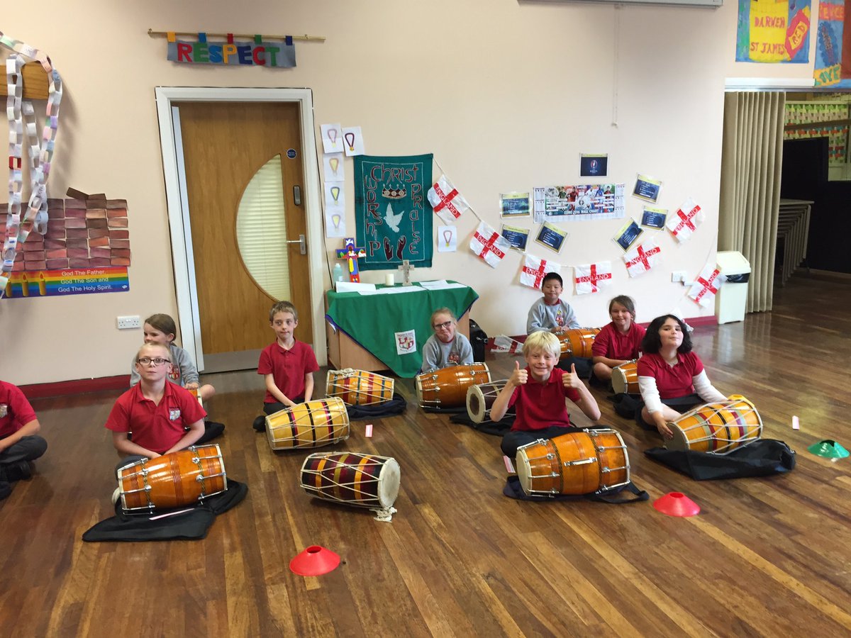 DarwenStJ's tweet photo. What fun we've had learning to play the drums .... .... ;)) #emeraldclass https://t.co/xmhSTvRZVW
