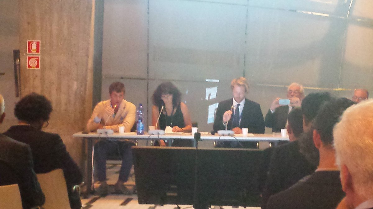 vezio's tweet image. #ICOMilano2016  &quot;Il Nuovo Rinascimento&quot; Cultura Tradizioni Innovazione #Hubit #A10SiTech #E015 #VirtualReality #AR