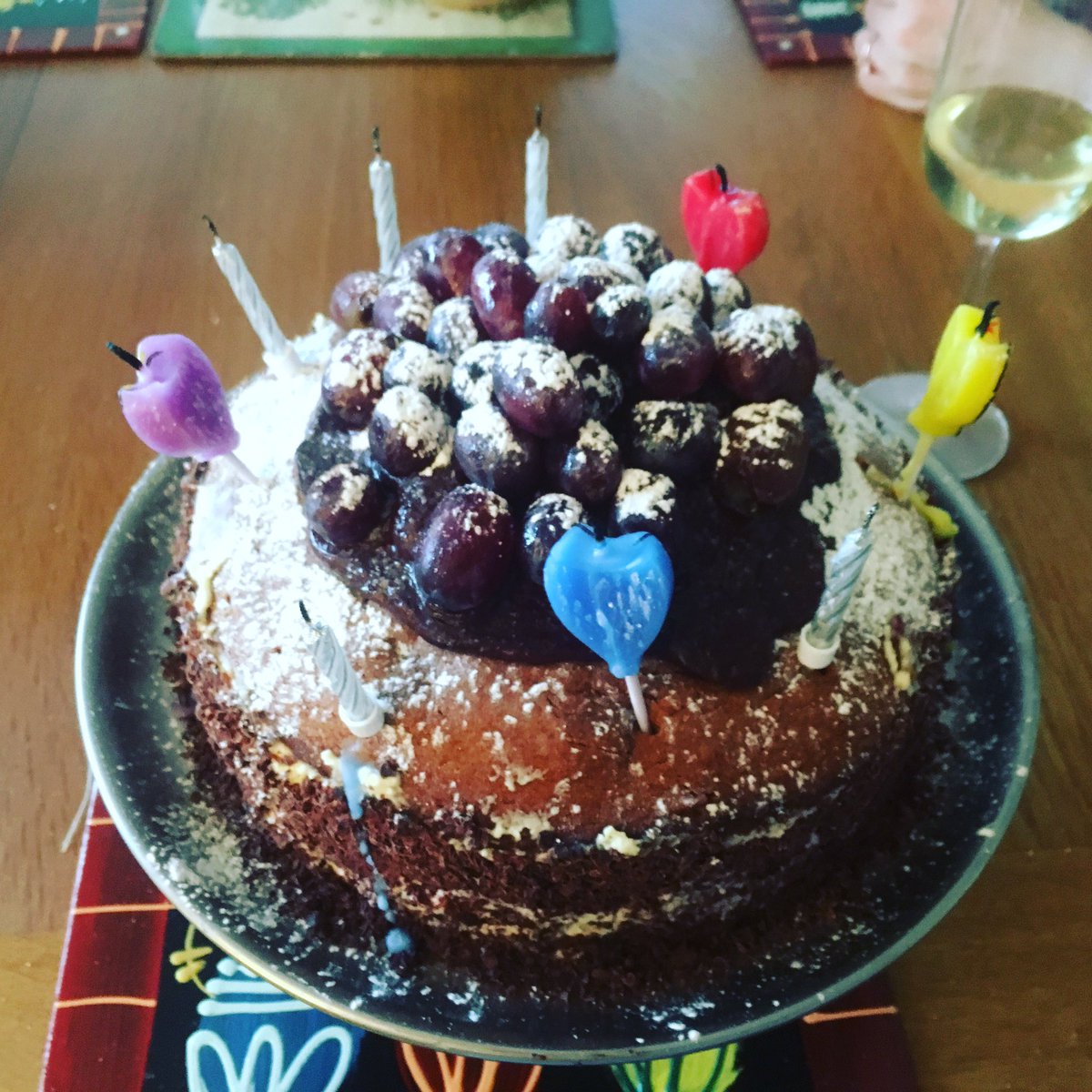 AshOSul's tweet photo. My birthday cake came early thanks to my sister! #birthdaygirl https://t.co/R2NrON559d