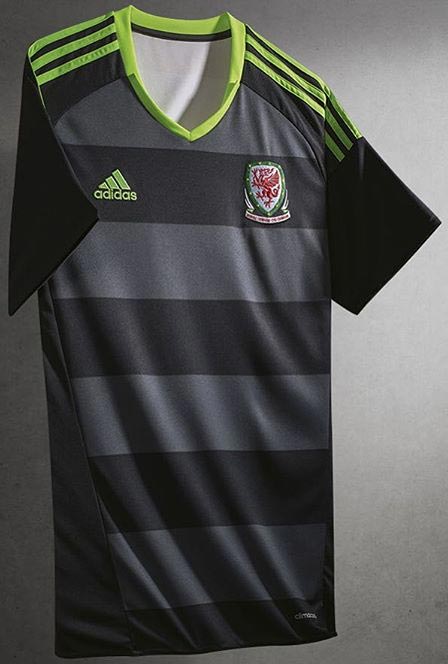 AficionQuetzal's tweet photo. @LaCasacaBlog #ConAnteojos #Parecidas https://t.co/C0FVyU4ths