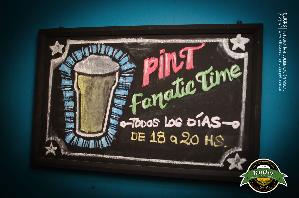 Bullerdowntown's tweet photo. #BuenMiercoles #Microcentro #FanaticTime! De 18 a 20hs cuando pidan 1 #pinta, pagán1/2!🍺 #craftbeerhour https://t.co/In67MY7mEd