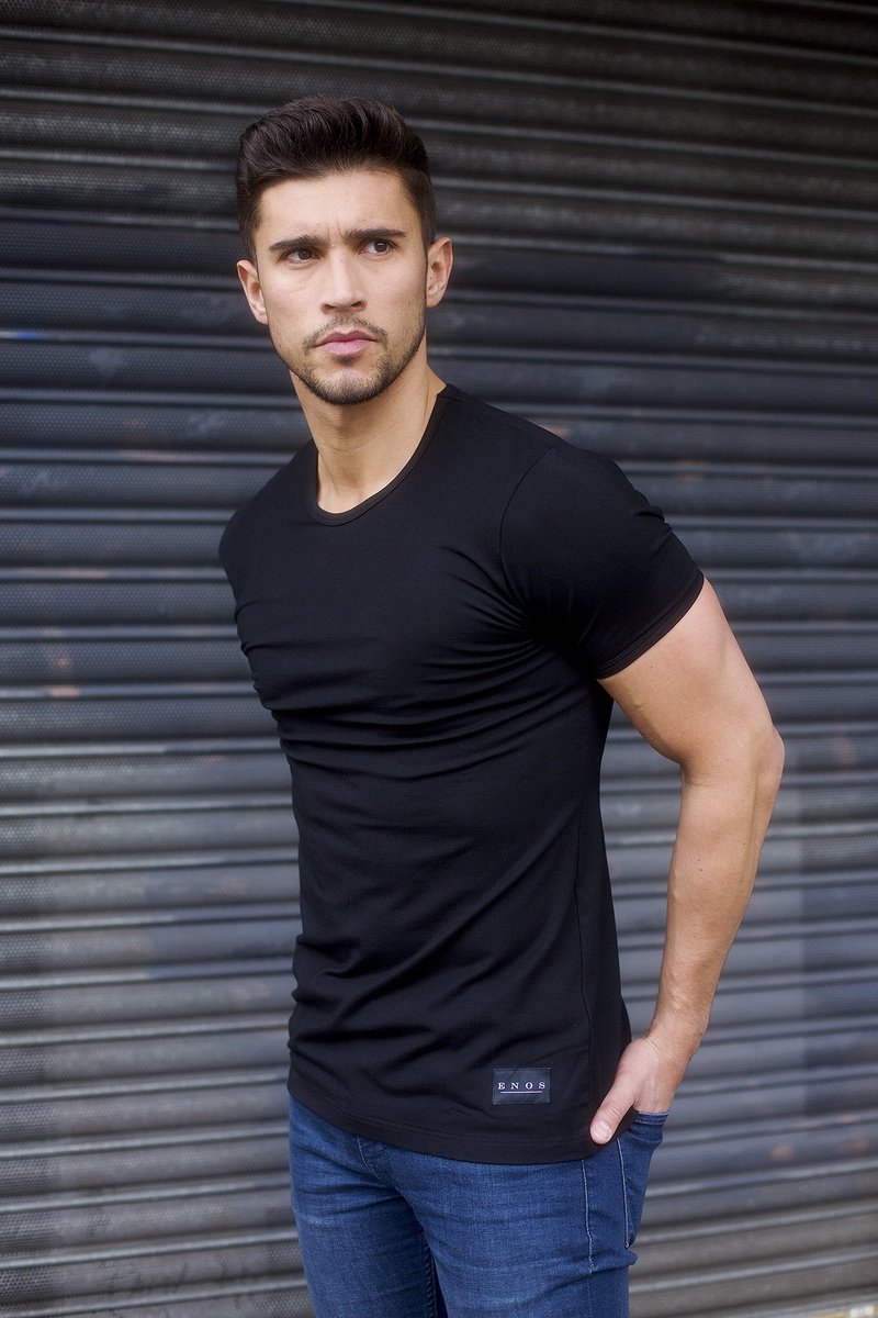enosclothing tweet picture