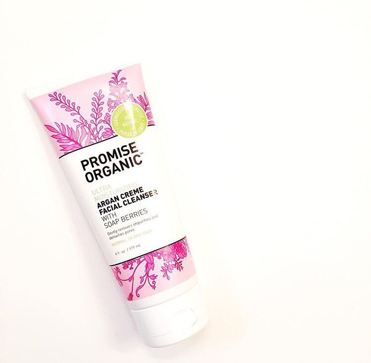 promiseorganic's tweet photo. 💕🐪 HUMP DAY VIBES 🐪💕 | #promiseorganic https://t.co/tKg4J8Uqs6