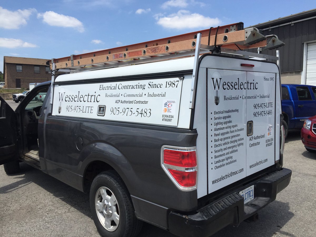 ZingSigns's tweet image. Finished some vehicle graphics for Wess Electric. Lookin for Vehicle Graphics in #HamOnt? Give us a Call! 9055757446