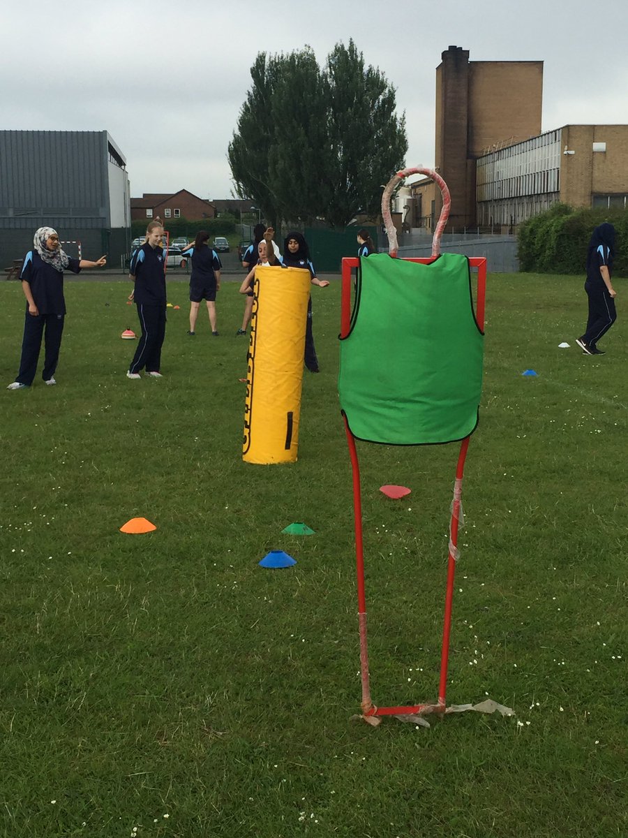 MrsNBrown1's tweet photo. Shot put with a twist... Added tackle bag for angle of release and a target to aim for https://t.co/J1NpDVy00k