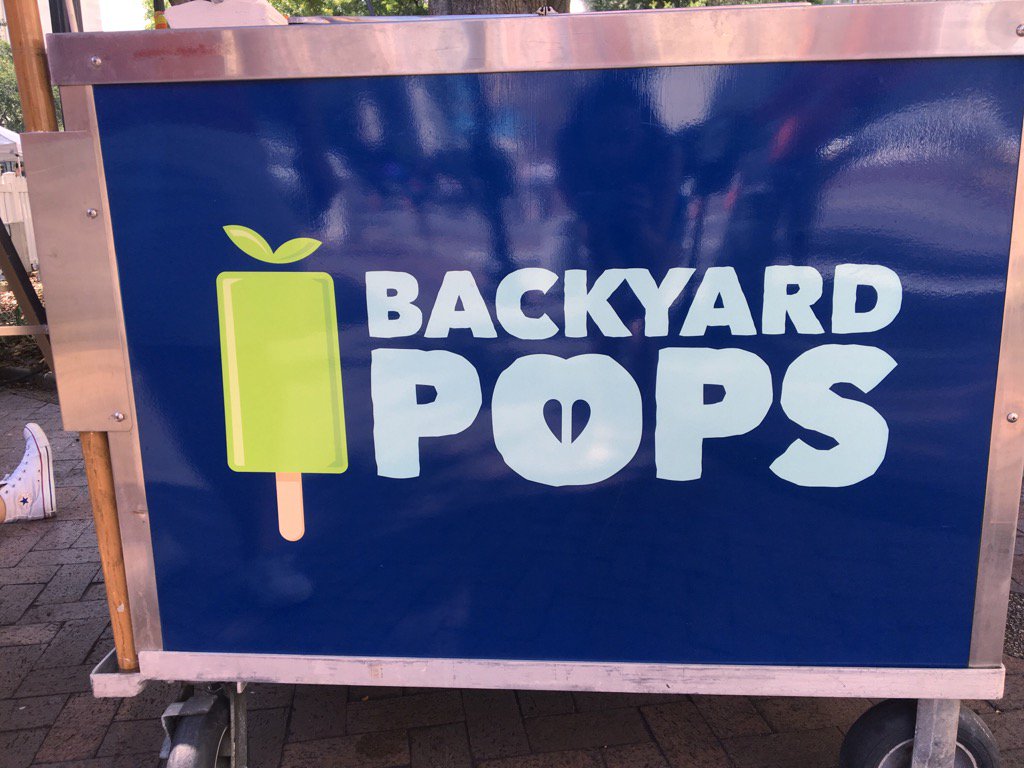 DTJax's tweet image. Need a cool down? Head to @HemmingPark for #ArtWalkJax &amp;amp; grab a @backyardpops!