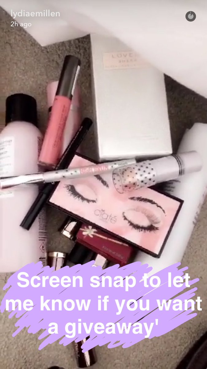 BethanyyK's tweet photo. @LydiaEmillen #LydiaEMillenSnapchatGiveaway 💕🙈🙏🏽 https://t.co/Crd6C9SMwG