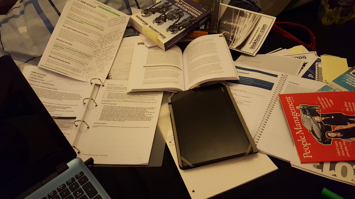 Clair_Elise_W's tweet image. On the final hurdle! #lastassignment #HR #RewardManagement  #CIPD messy but I know where every note/reference is!