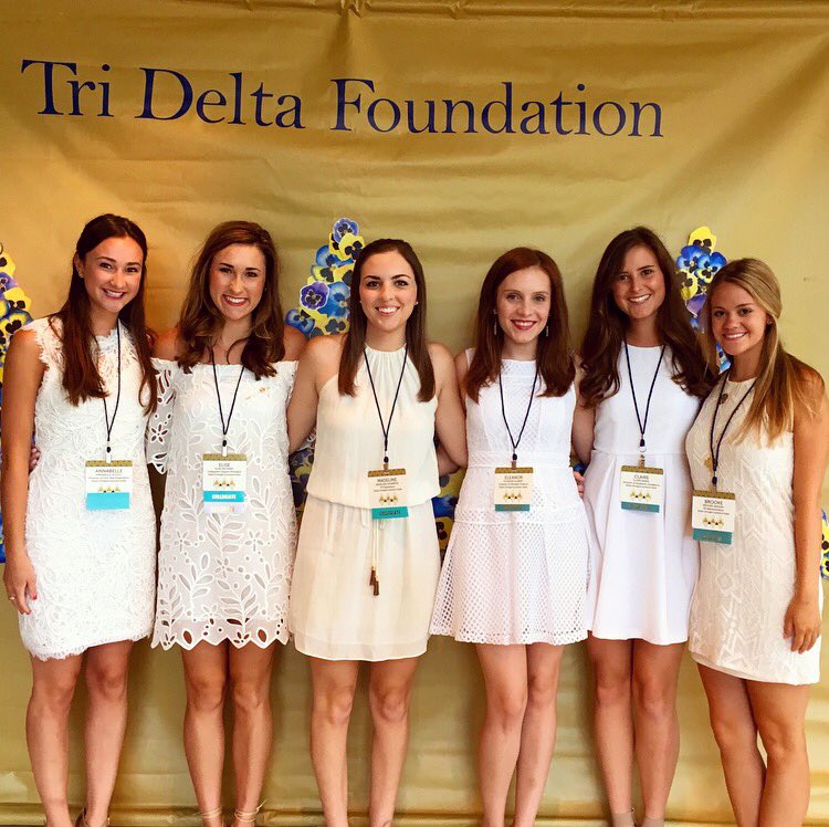 TriDeltaLSU's tweet image. We are so honored and excited to announce that our Delta Omega chapter raised over $200,00K for @StJude!!!! 💕🎉🎈👼🏼