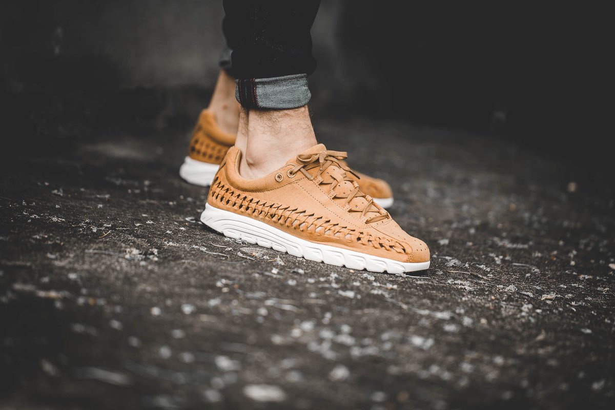 nike mayfly woven mens sale