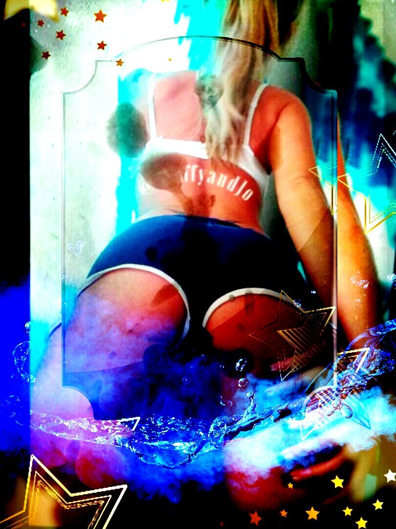 Cummercummer1's tweet photo. I love the booty shorts on @muffyandjo her body and ass is flawless!! I came chunks on it damn #cumtribute #cumonpic https://t.co/JGSlZsfYdL