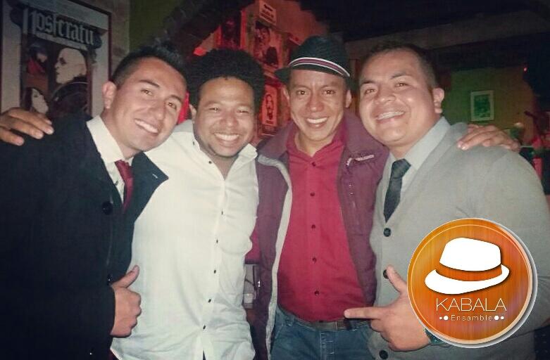 kabalaensamble's tweet photo. Gozando con @diegokingmusic #ThekingEnsamble! #salsaenbogota #kabalaensamble #Diegoking #aquívengoyo #situmemiras https://t.co/V9vLiOLtKz