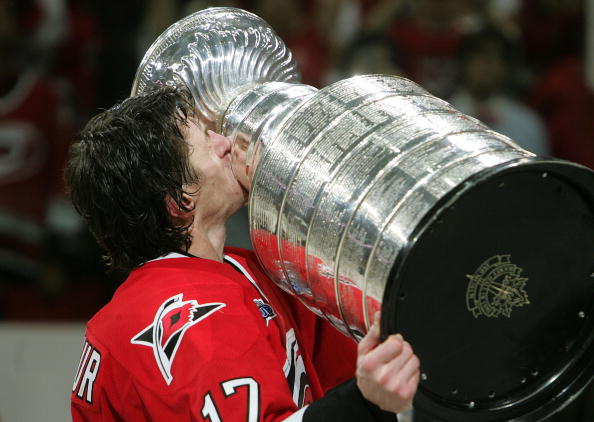 Happy #InternationalKissingDay!