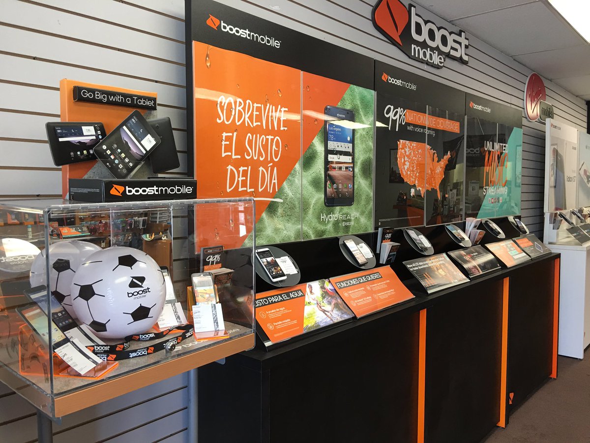 ConnectiveBR's tweet photo. Like fine art lol #boostdealz #callwatch #followme #boostmobile #phillysavestheworld #connectivewireless @shawnatspg https://t.co/M8rgUBZkiY