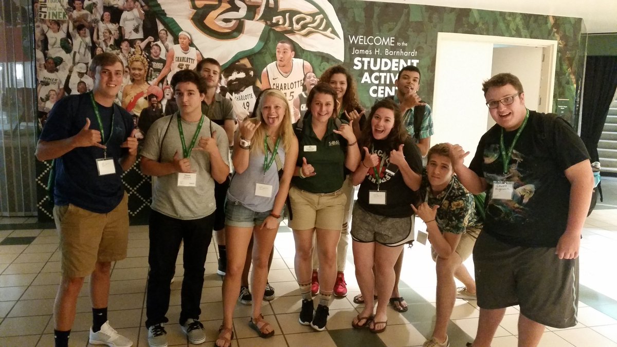 Hannah16OC28's tweet photo. I'm so happy I got to meet all of you! You all are incredible people! #weKAHLtheshots #session9 #kickingbutt https://t.co/38rlmg62k6