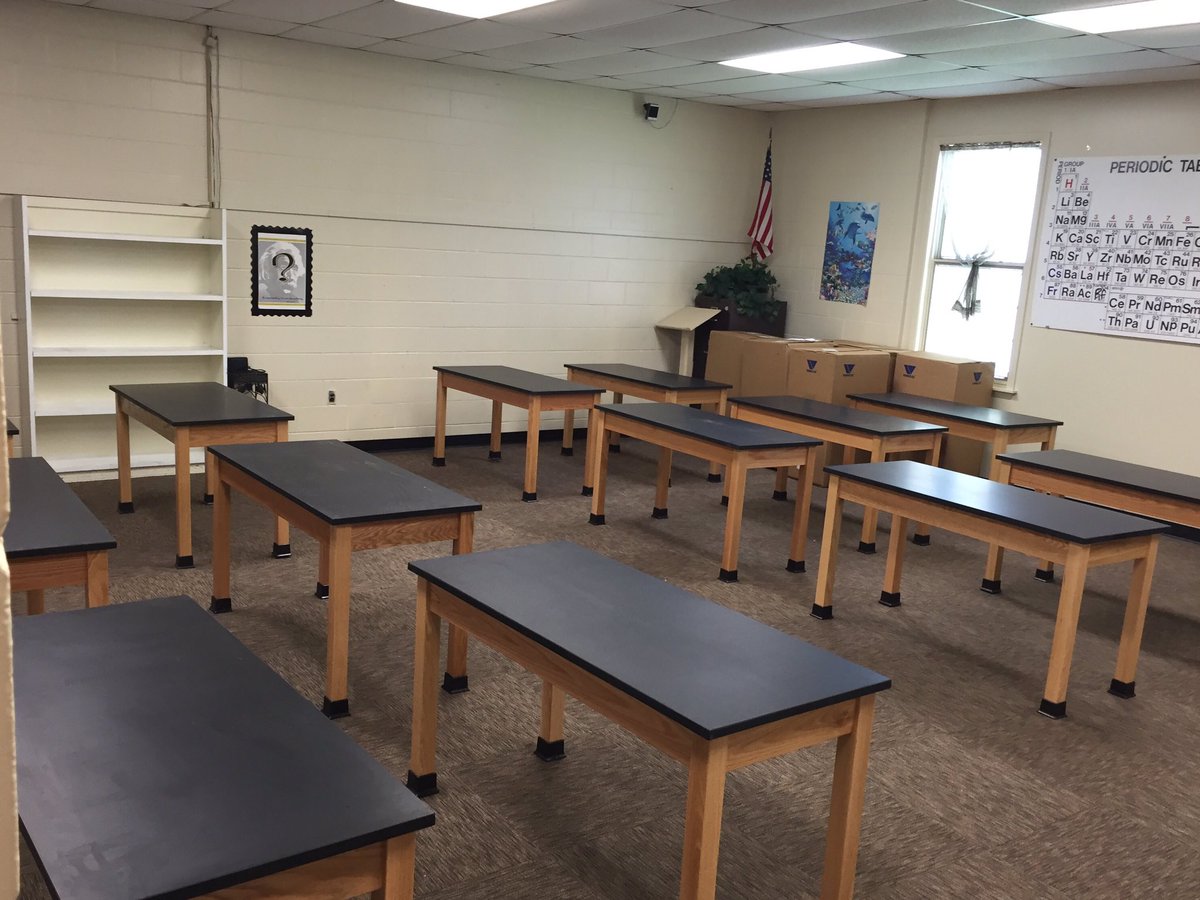 Arab Jr High School On Twitter New Ceiling Tiles Are In Rooms