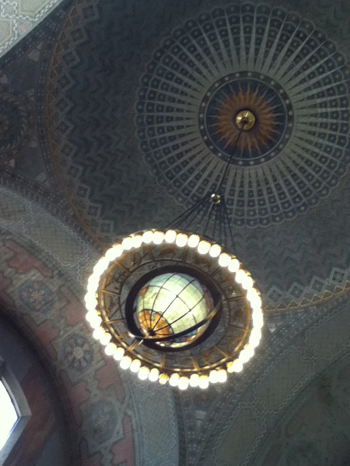 _KennyUong_'s tweet image. Happy Birthday @laplcentral!! #LACentralLibrary turns 90 today. 🎉📚  #MyDayInLA