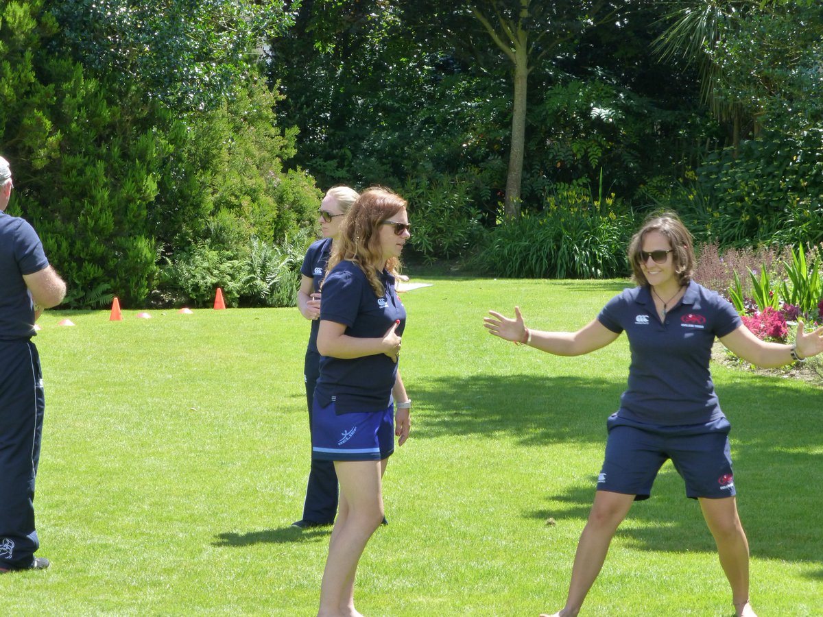 Jerseytouch's tweet photo. @EnglandTouchWO putting on some moves #toucheuros2016 https://t.co/HmiiiKzjjp