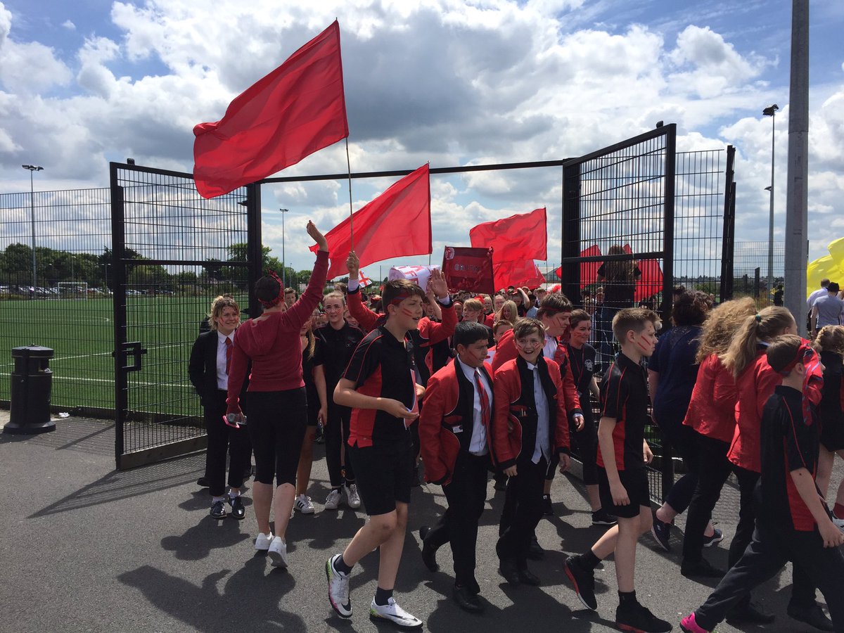 Miss_Goodliffe's tweet photo. Absolutely loved all of the house pride on show today at the @KBuccleuchA Sports Day! ❤️💙💛💚 well done Viking House!🏆 https://t.co/18x25ooDgE