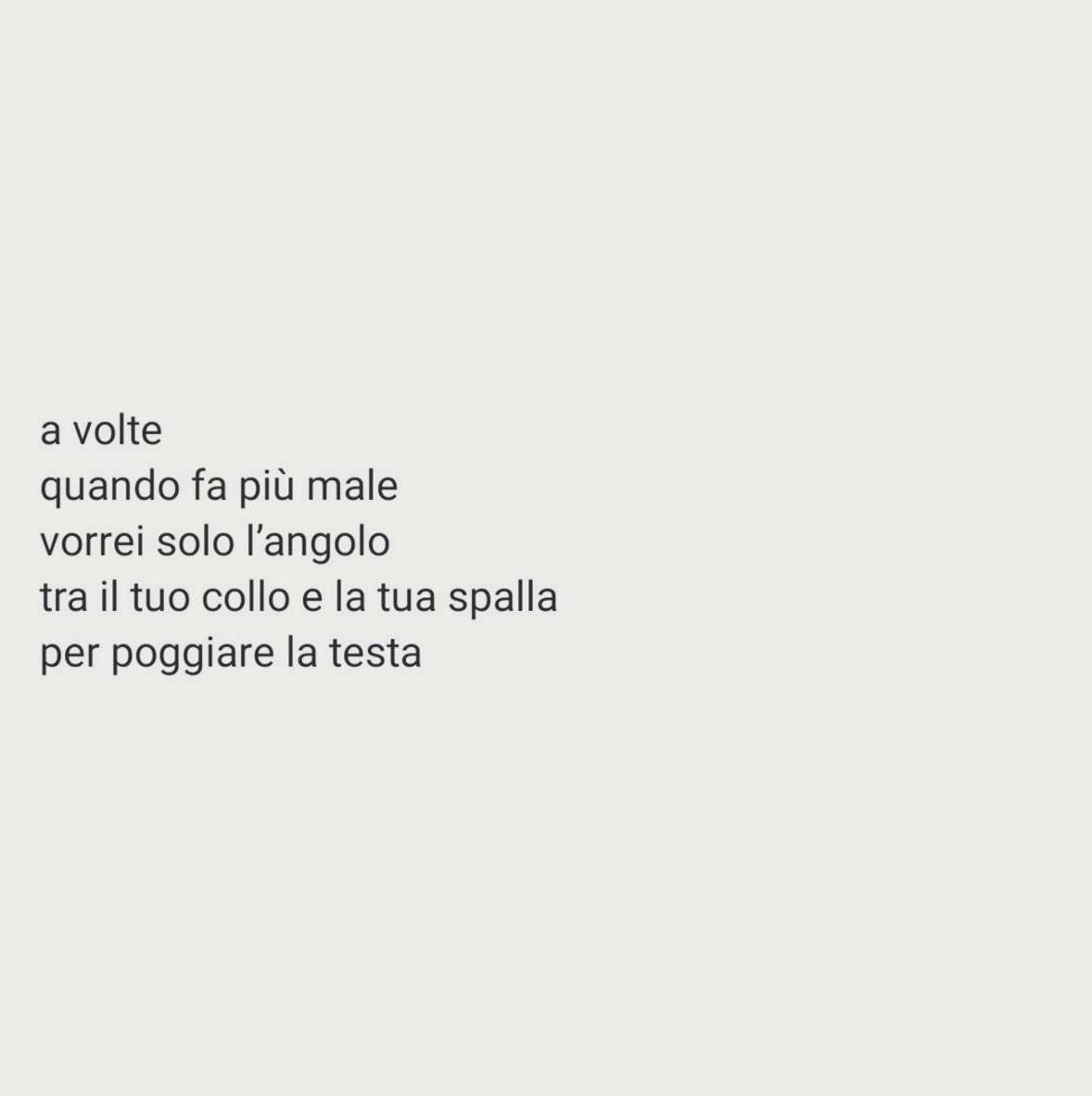 DiarioLesbo's tweet photo. 'Tra il tuo collo e la tua spalla' https://t.co/lzcgegaXgV https://t.co/Kn98J7BbEg