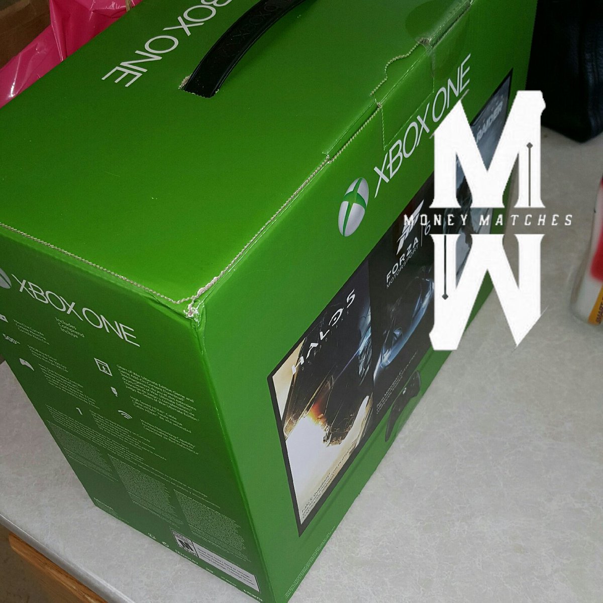 Who's in need of an xbox?

RT/Like 

It was a mispurchase 

No need to take it back might as well give it away