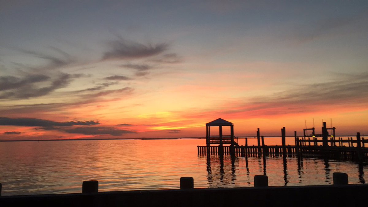 LBI Sunsets tweet media