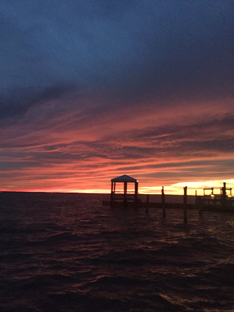 LBI Sunsets tweet media