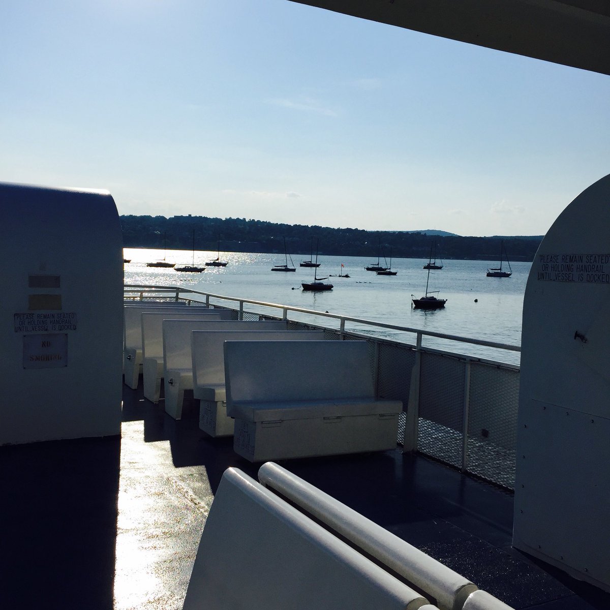 alittlebeacon's tweet photo. Who needs a bridge when you could take the ferry? #articleresearch #beaconny https://t.co/4OY8dSVANR