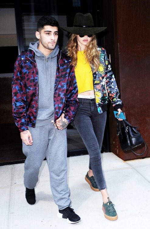 dryalb's tweet photo. Zayn &amp; Gigi out in New York City - July 6 https://t.co/GABA5t5Axd