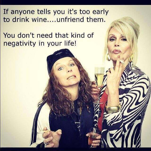 ChloeDunn22's tweet photo. 🍷🍷🍷#wine #drunk #nevertooearly https://t.co/WaJUSmX5IY