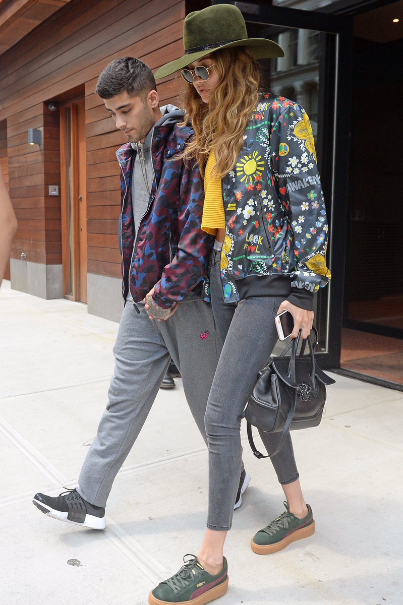 dryalb's tweet photo. Zayn &amp; Gigi out in New York City - July 6 https://t.co/9cyjVa8ajQ