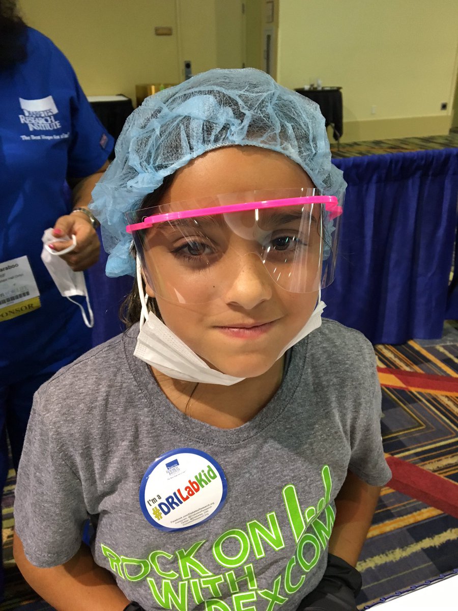Diabetes_DRI's tweet photo. Check out some of our awesome #DRILabKid scientists at work! #CWDFFL16 https://t.co/7udbYnu6Jm