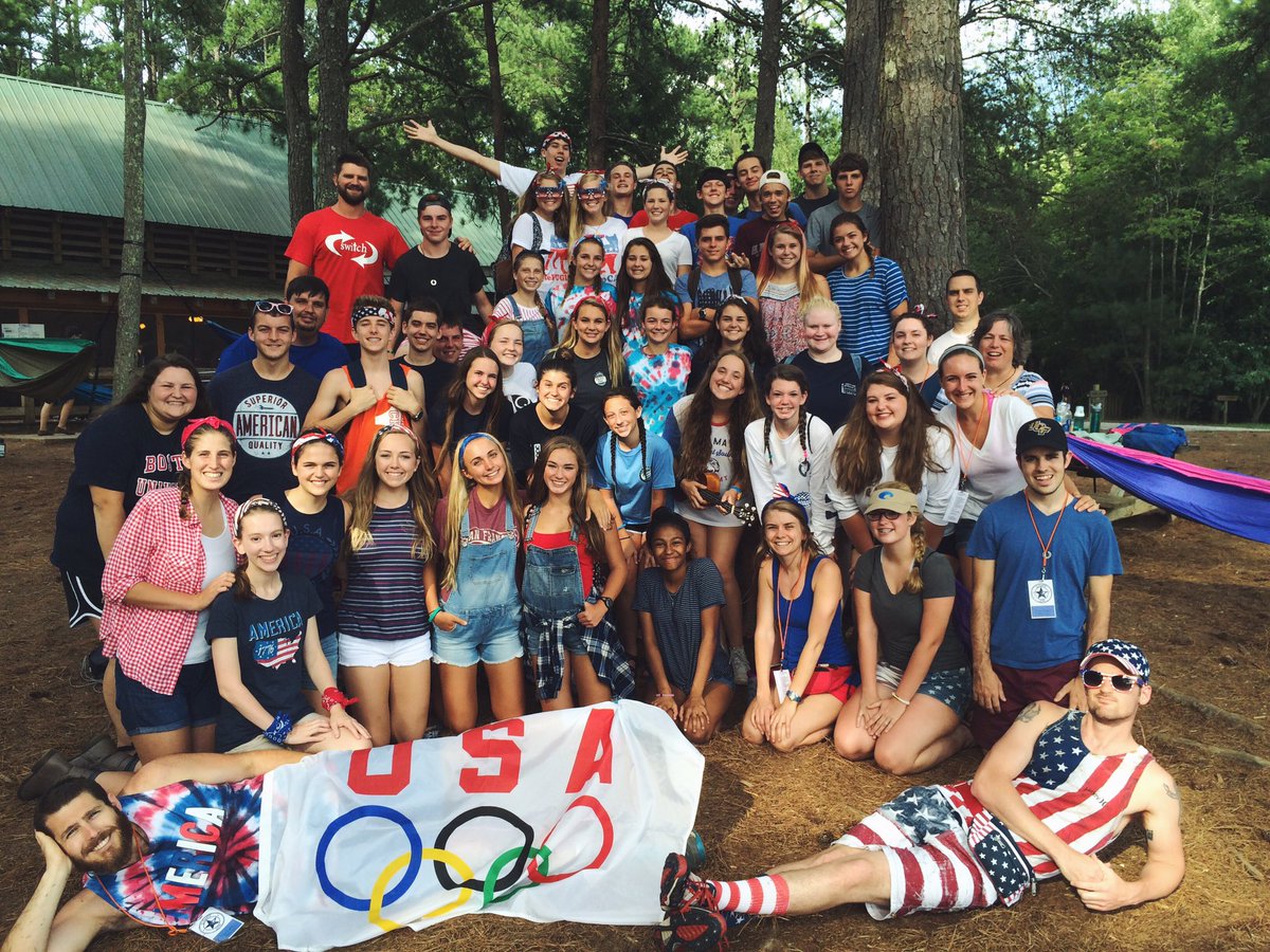 meganlynnw's tweet photo. cool week with the coolest squad I know https://t.co/wAGTmZ0GAm