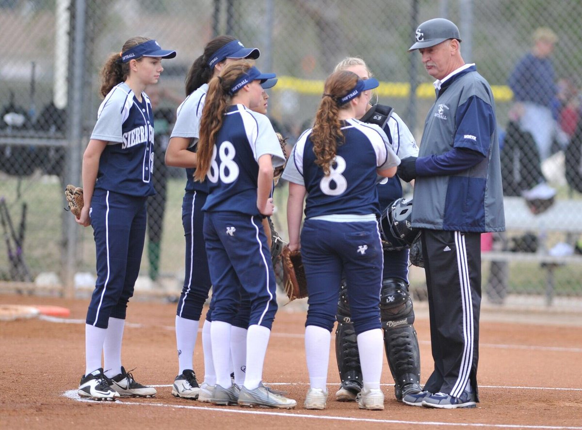 SCanyonSports's tweet photo. @SCanyonSoftball wants 2 thank Jay Creps for his 2 seasons at @sierracanyon good luck at Westranch @DNPrepSports https://t.co/h2UmsrJfEq