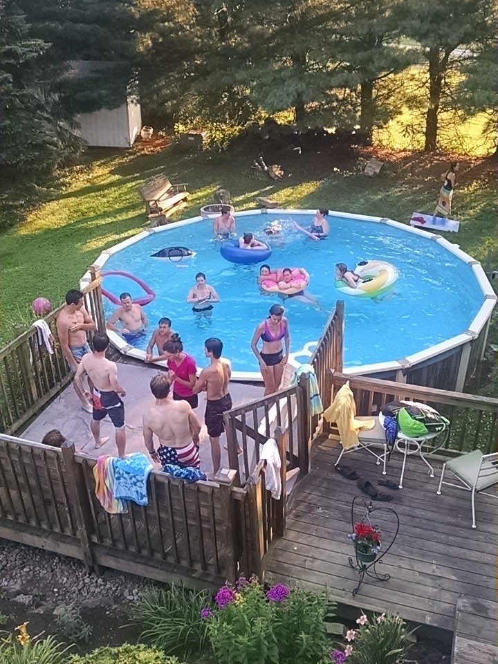 Venatori's tweet image. SB2W counselor pool party!  #funintheson @graystonepc
