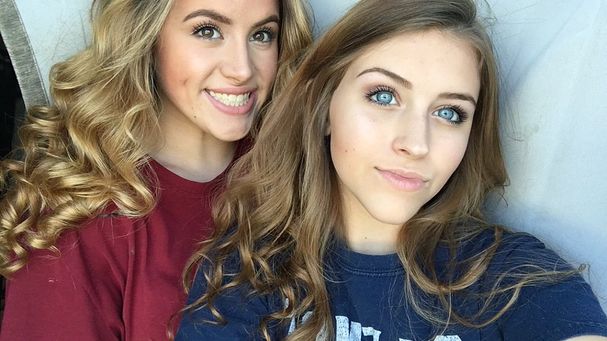 victoriarhema7's tweet photo. transformation or?? 4 years later @aubrey6lynn #pubertydoneright https://t.co/hZB7oyrUsb