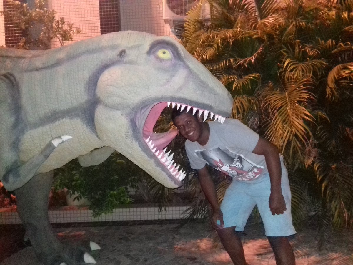 LeogramW's tweet image. Boa noite