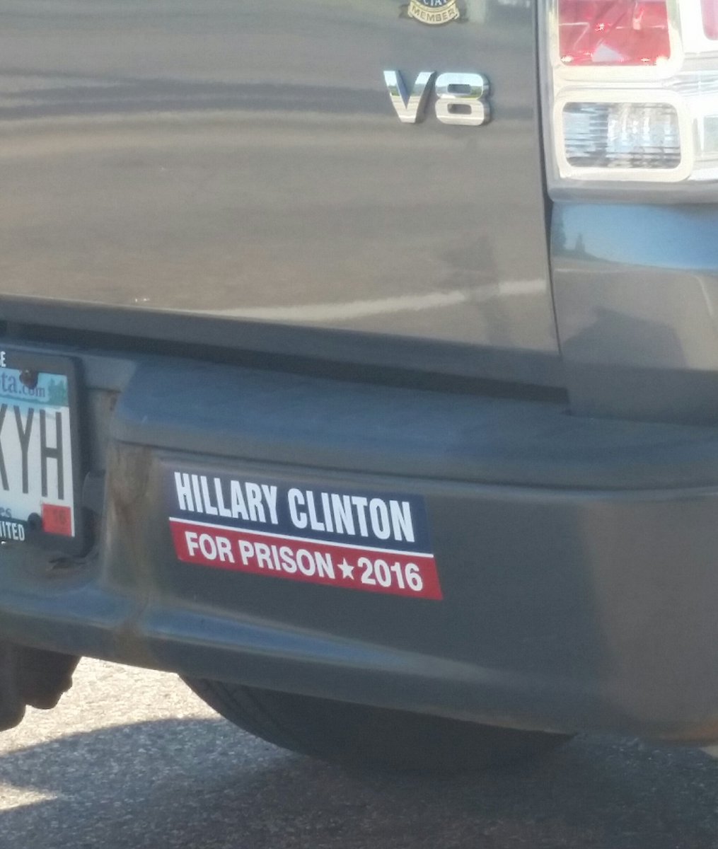 cafactor's tweet image. #Hillary Clinton
Driving behind this vehicle