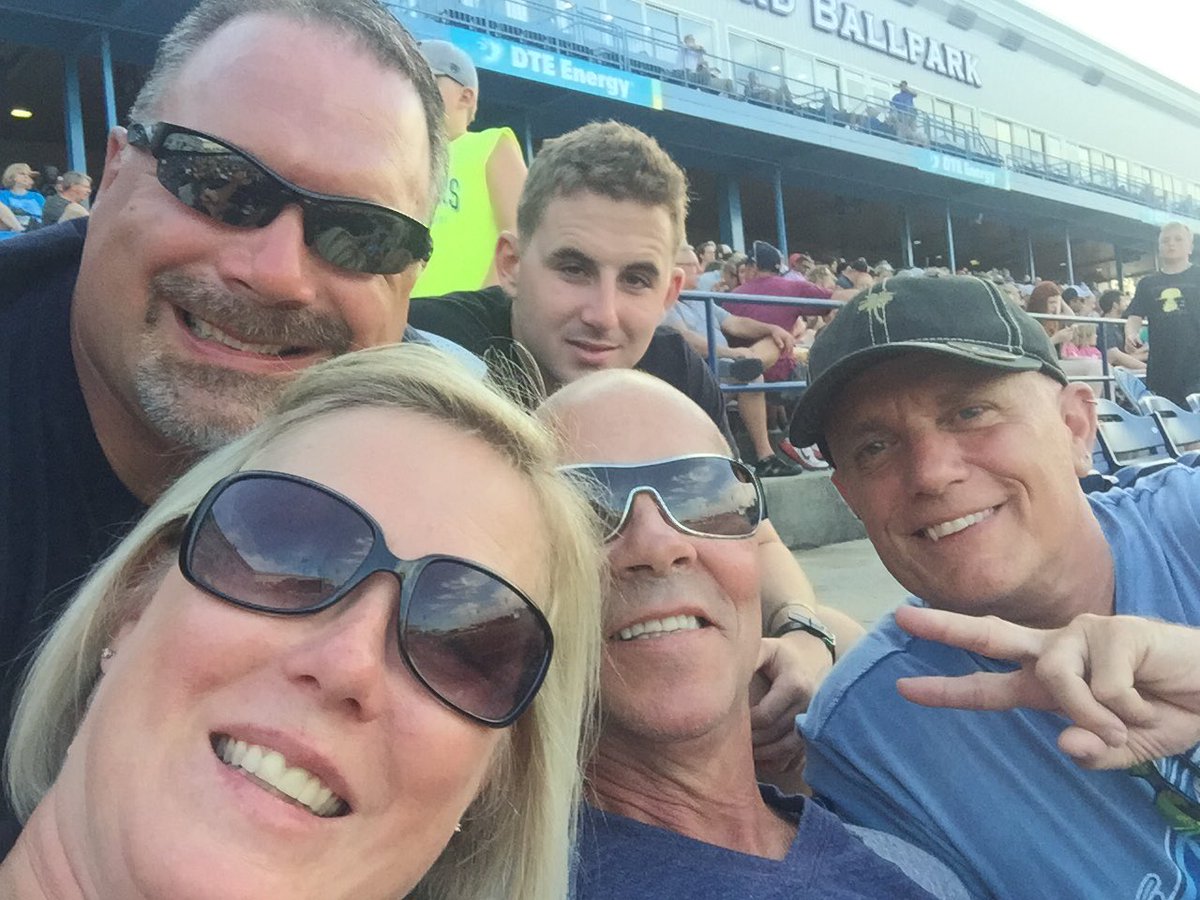 morrisseybrook1's tweet photo. #Wcaps https://t.co/aKS0WaLcSb