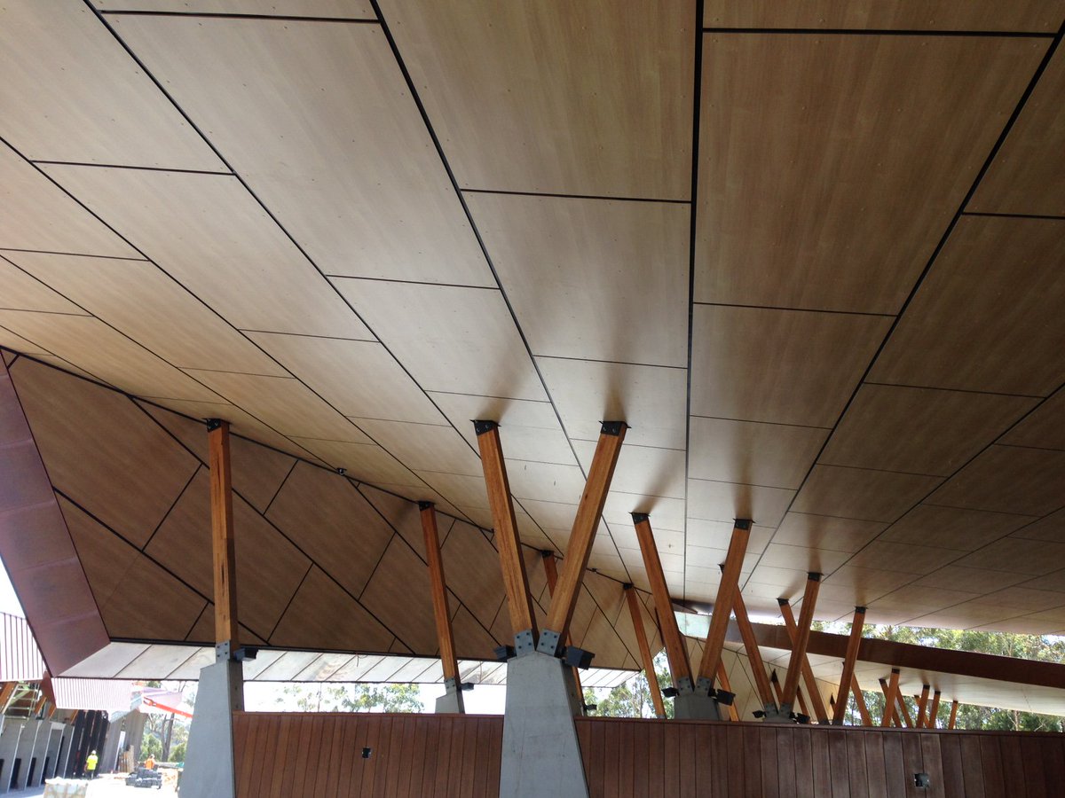 Willinga Park Stables: Sth Coast of NSW. 1900sqm of FunderMax 8mm 0125 NT Natural Oak - Installer Erincole Facades