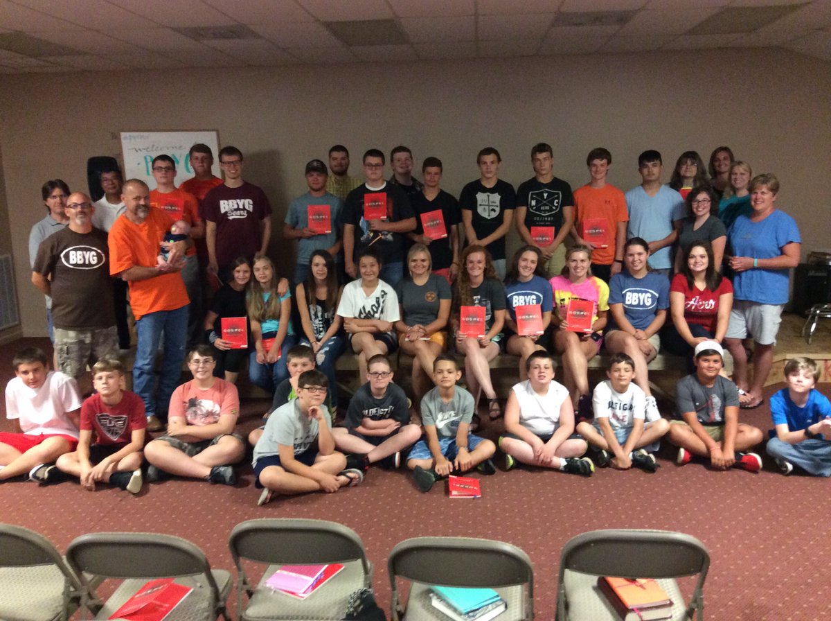 TheBBYG's tweet photo. Summer Small Groups...Week #1...Gospel Revolution: Gospel Change.  Great night with @TheBBYG 😊🙏🏼📖

#gospelrev https://t.co/CBdsFtdswA