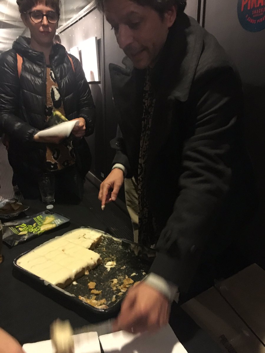 4emprend's tweet photo. La genialidad del budín de zanahoria de @LeoPiccioli @FUNBuenosAires #doityourself queremos la receta! https://t.co/XcZOMAEceH