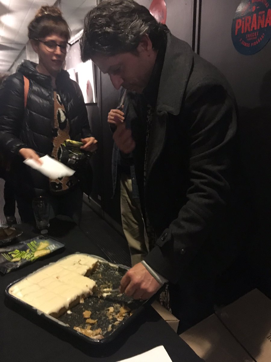 4emprend's tweet photo. La genialidad del budín de zanahoria de @LeoPiccioli @FUNBuenosAires #doityourself queremos la receta! https://t.co/XcZOMAEceH
