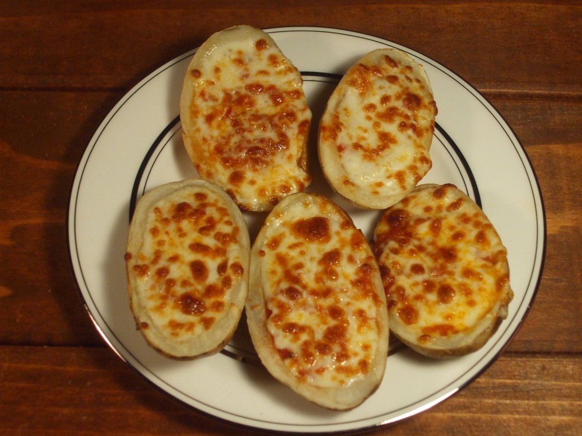 GuidosTujunga's tweet photo. Add our famous Original Potato Skins to your next order for only $6.49! #Pizza #GoodFood https://t.co/49MXoSFWCt https://t.co/MojI5l4ybY