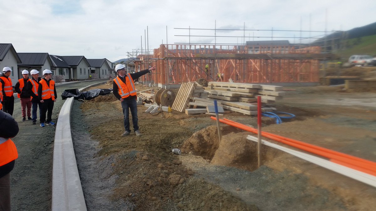 bcsmartphone's tweet photo. @BCITO #career in Carpentry? #ScottConstruction is where it's at #Nelson #BigConstructionTour https://t.co/RsvTWUPfdW