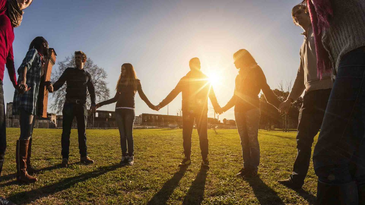 MindShiftKQED's tweet photo. Can Peer Accountability Groups Help Students Achieve Their Goals? #edchat https://t.co/BtsnnscvSr https://t.co/vdBVatXjPx