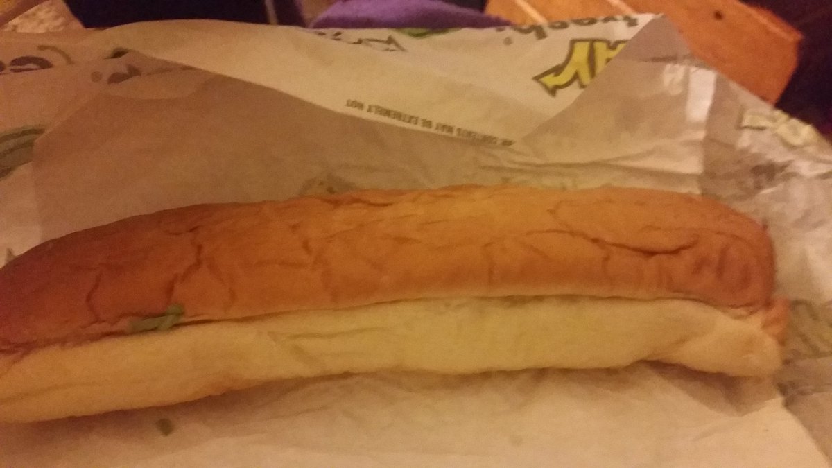 cecile_angela's tweet photo. Seems like @SUBWAY at Cassidy Blvd got lazy tonight. #almostclosingtime #iknowimfatbutgeez #ismymouththatbigyo https://t.co/cplyPFlCQH