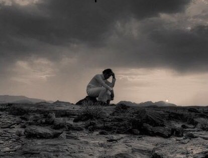 ربي أرحم من ربوني صغيراً وأجمعني بهم في جنتك 💔