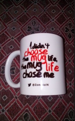 Fawad_1Khan's tweet photo. @SMDAYPUNE_ Got My Prize!! Thank You So Much!!! @jaishri_khandre https://t.co/eE5GqiqjkX