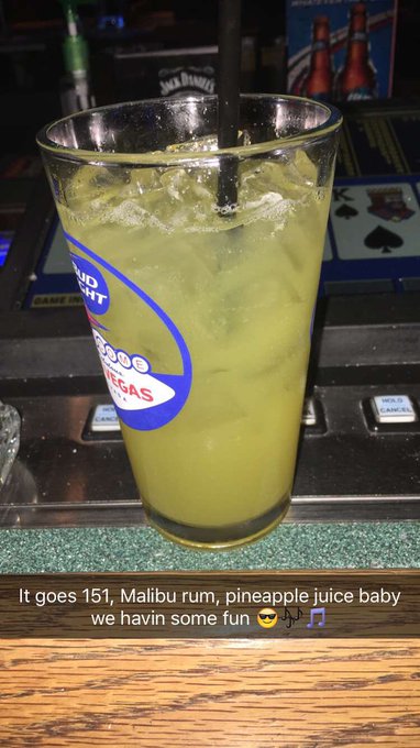 Where my #techn9ne fans at?! So bomb! 😍👌🏼 https://t.co/Ov452TNwCW<a href="/tag/techn9ne"class="tags">#techn9ne</a>